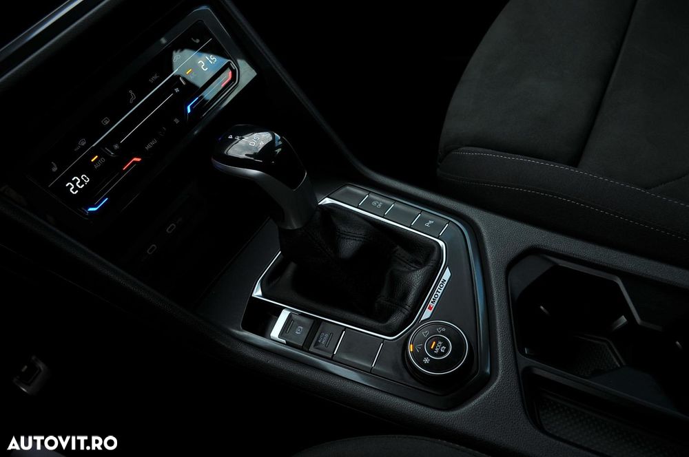 Volkswagen Tiguan 2.0 TDI SCR 4Motion DSG Highline - 24