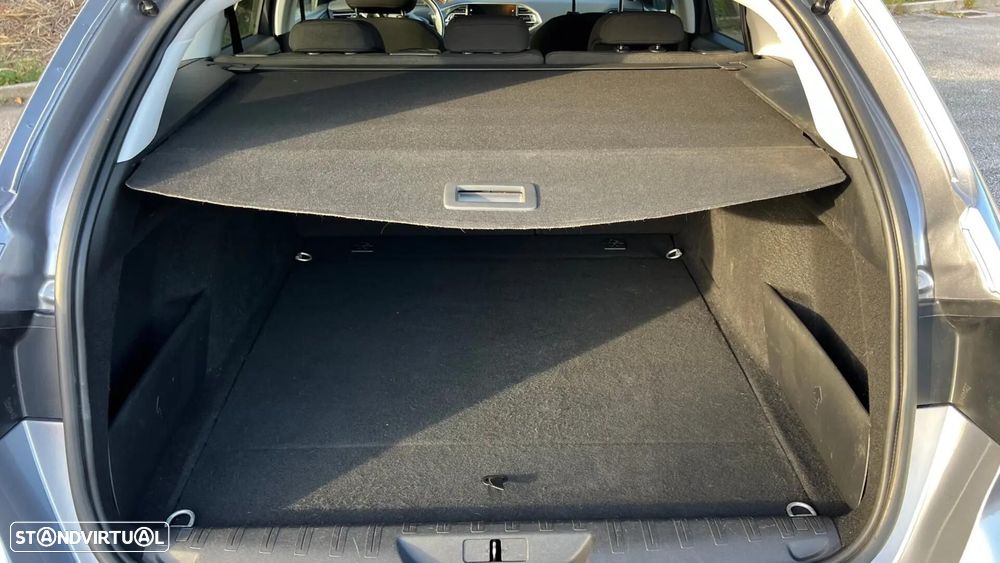 Peugeot 308 SW - 23