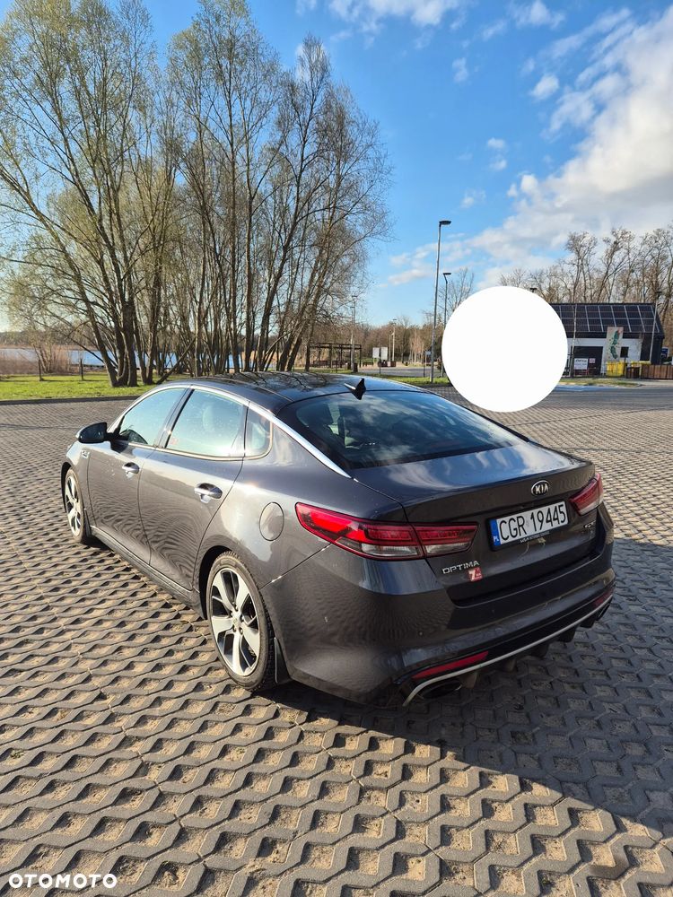 Kia Optima - 2