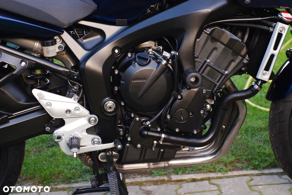 Yamaha FZ6 - 10