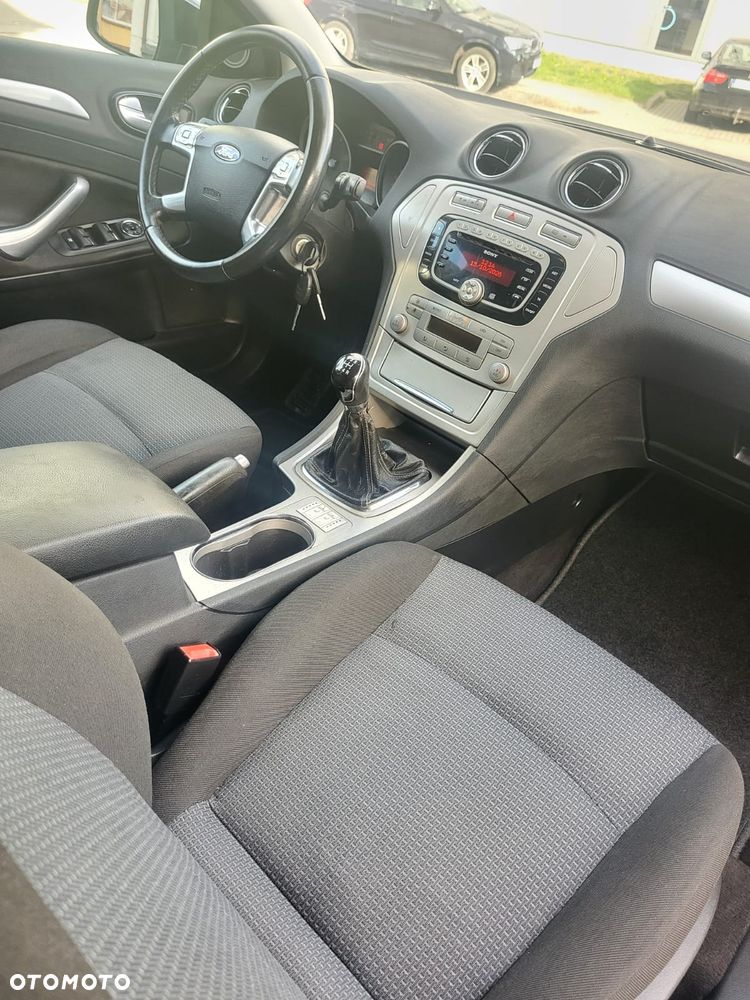 Ford Mondeo 2.0 Black Magic - 30