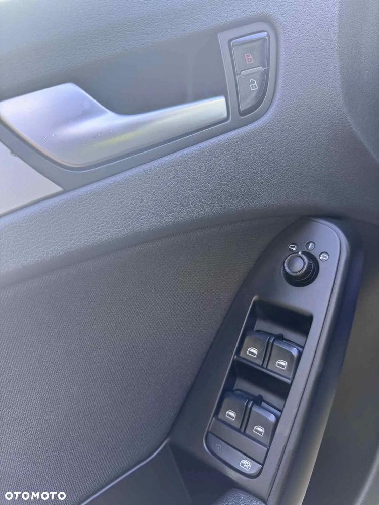 Audi A4 Avant 2.0 TDI - 14