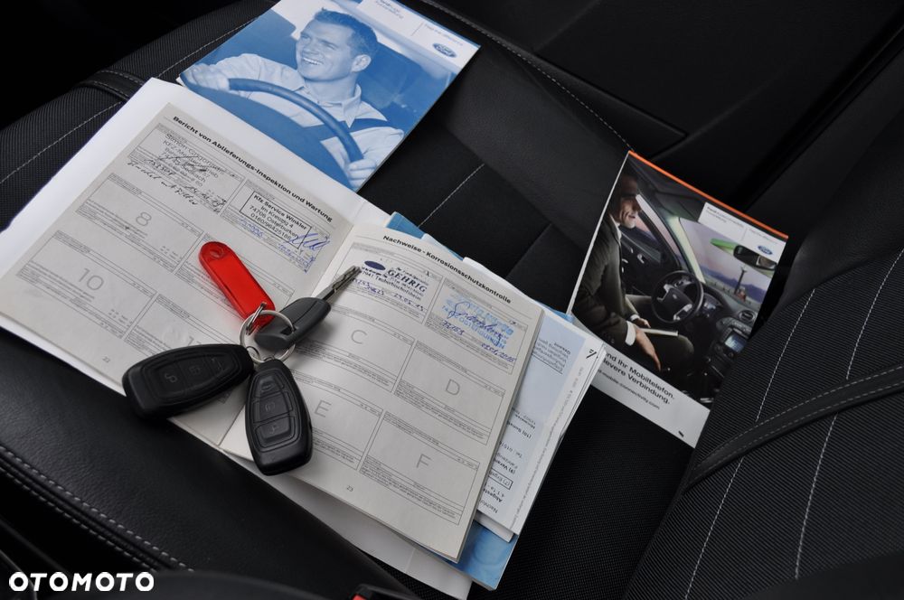 Ford Kuga 2.0 TDCi 4x4 Titanium - 24