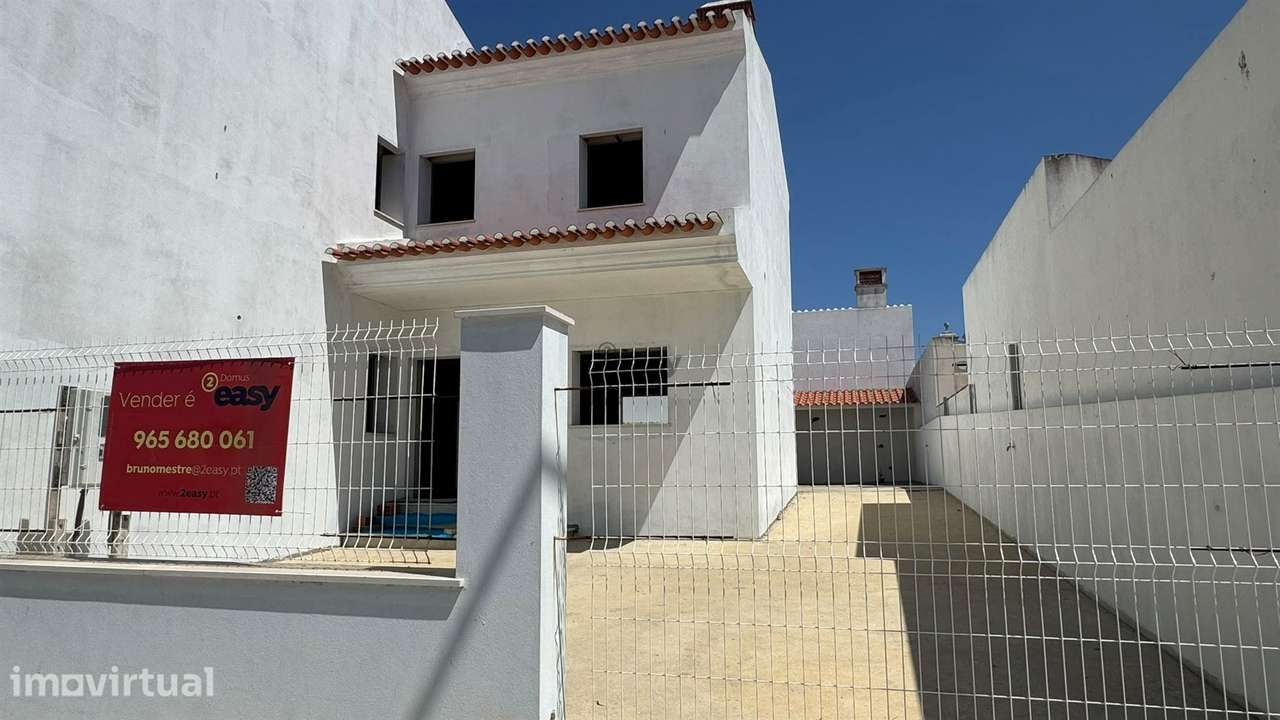 Moradia T5 de Luxo em Fase de Acabamentos em Castro Verde - Grande imagem: 3/31