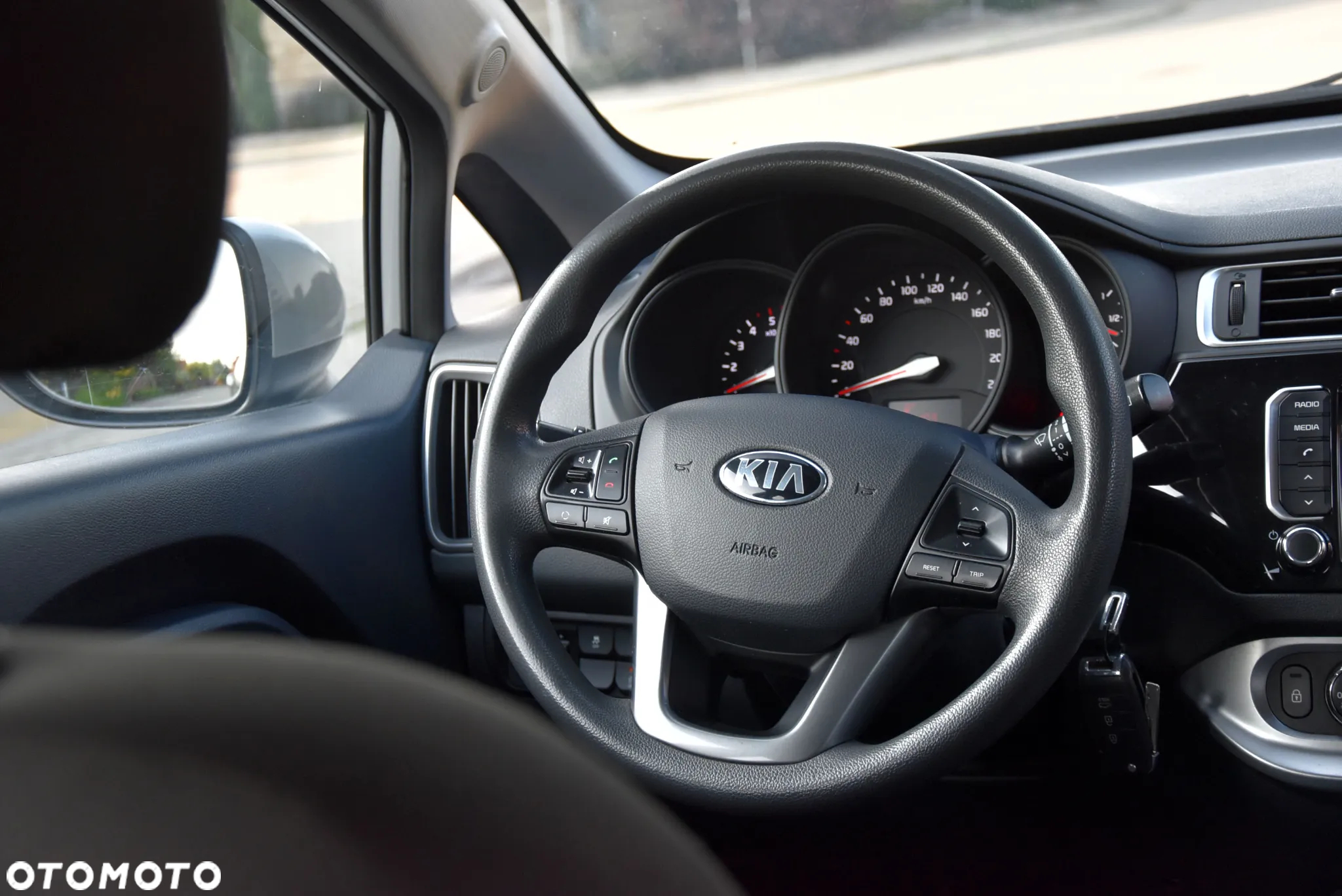Kia Rio 1.1 CRDI Dream-Team Edition - 16