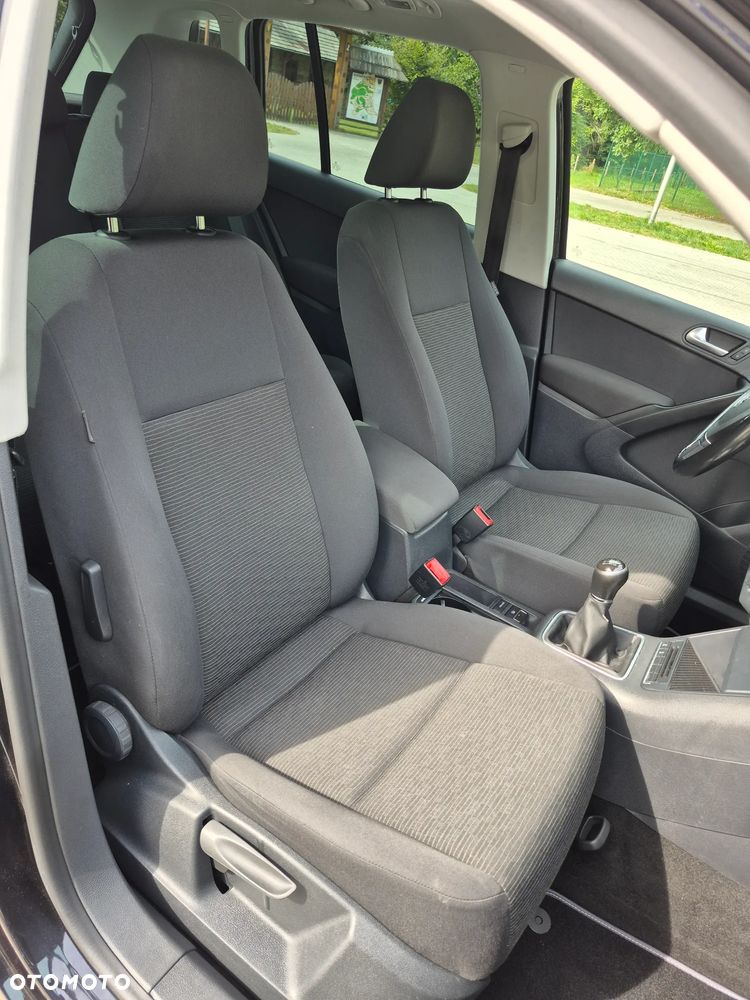 Volkswagen Tiguan 2.0 TDI DPF BlueMotion Technology Trend & Fun - 29