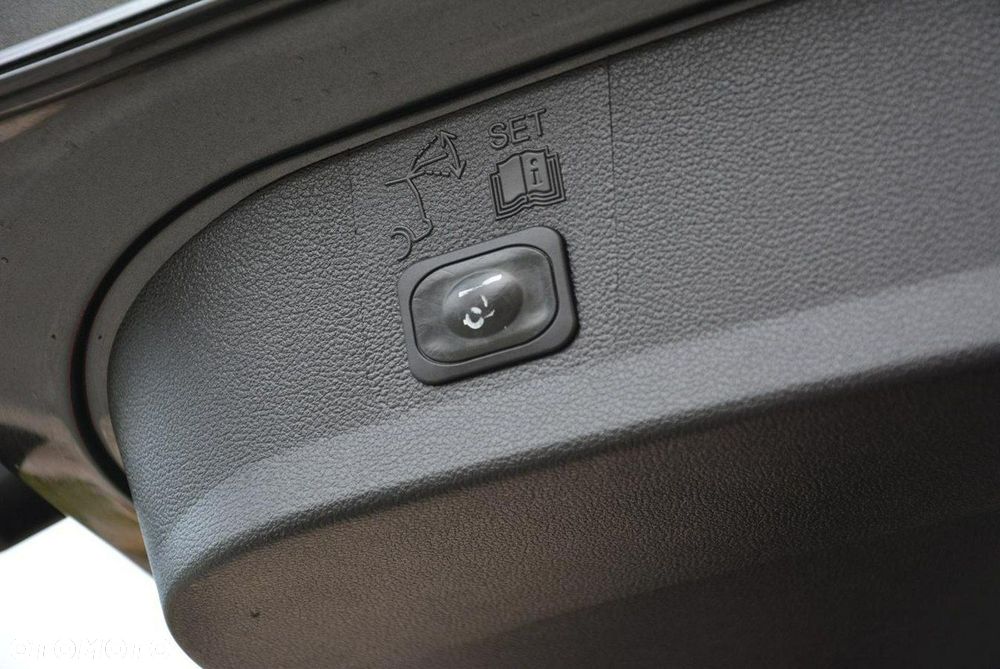 Ford Kuga 2.0 TDCi 4WD Titanium Plus - 33