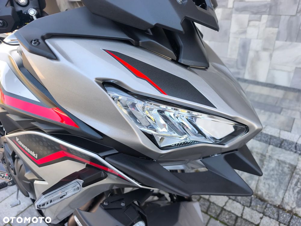 Kawasaki Versys 650 - 33