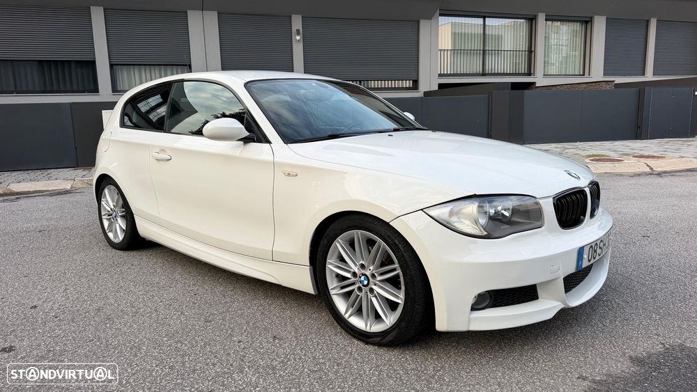 BMW 116 2009 photo 2