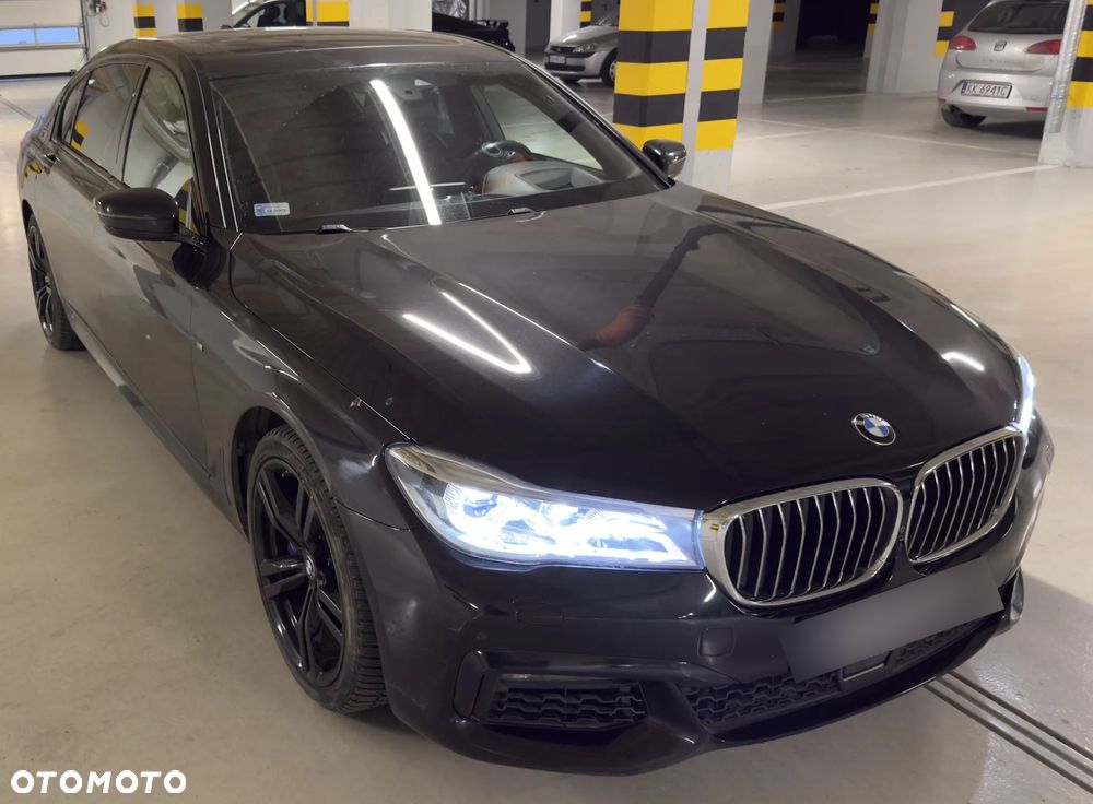BMW Seria 7 750Ld xDrive - 24