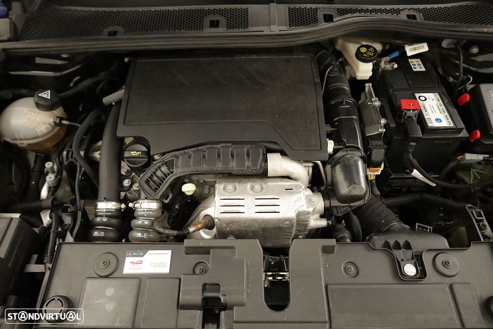 Citroën C4 1.2 PureTech Plus - 23