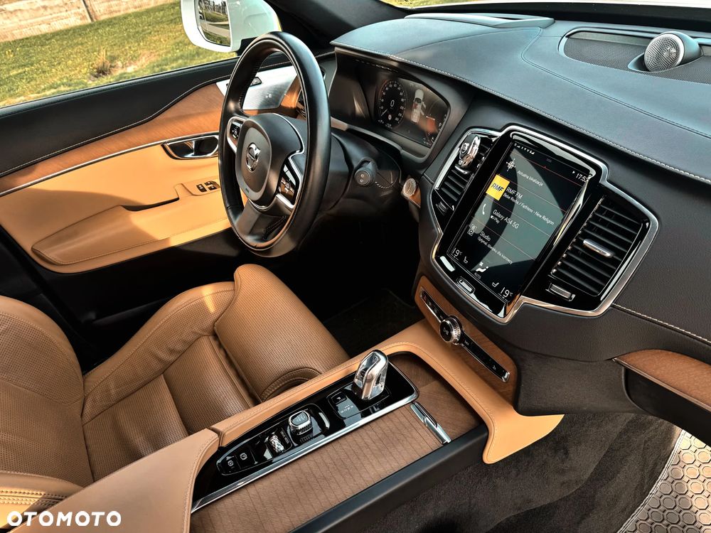 Volvo XC 90 T8 AWD Plug-In Hybrid Inscription 7os - 15