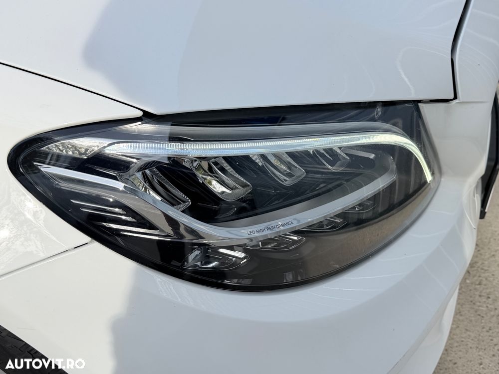 Mercedes-Benz C 220 d 4MATIC 9G-TRONIC AMG Line - 32