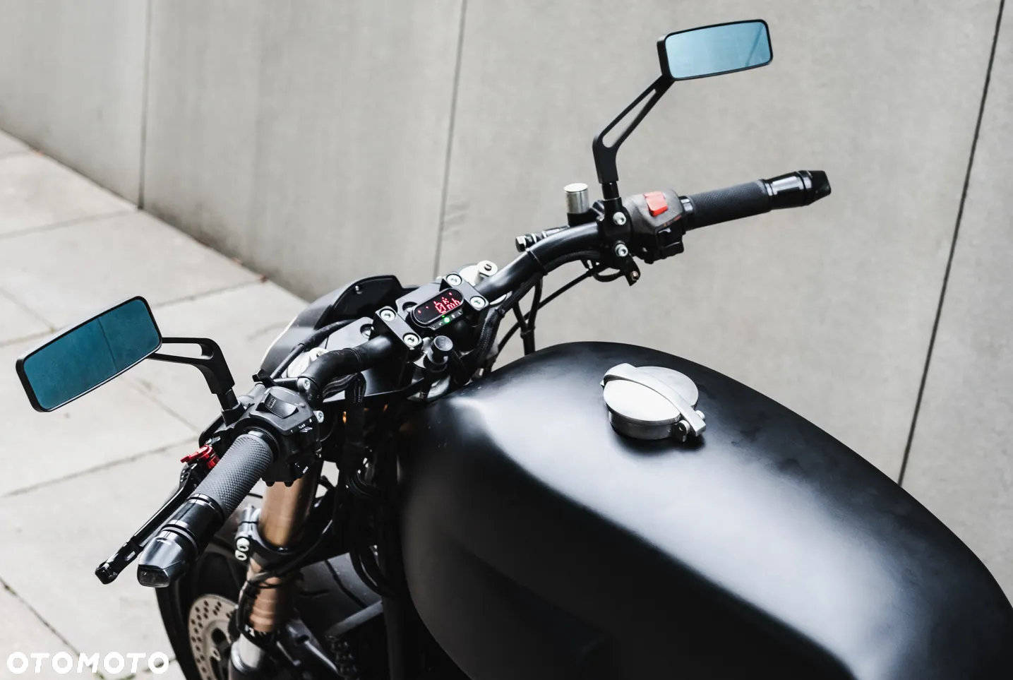 Honda CB - 2