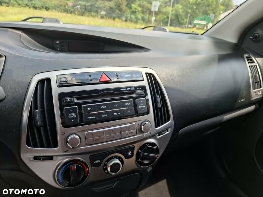 Hyundai i20 1.25 Wersja Jubileuszowa - 5
