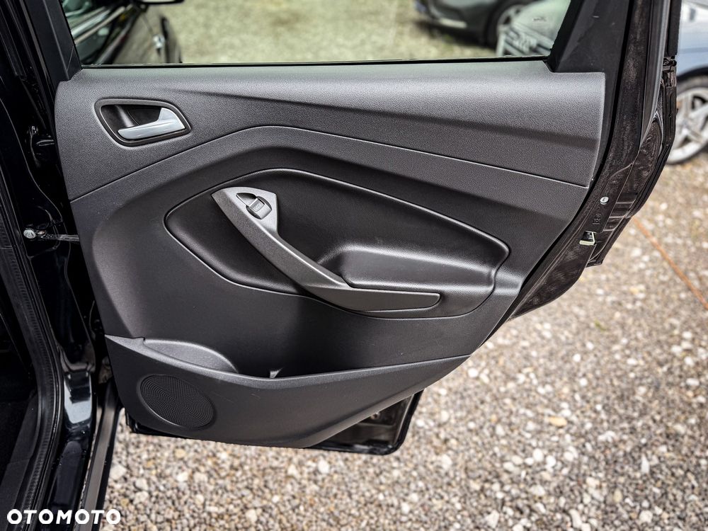 Ford Kuga 2.0 TDCi 2x4 Trend - 22