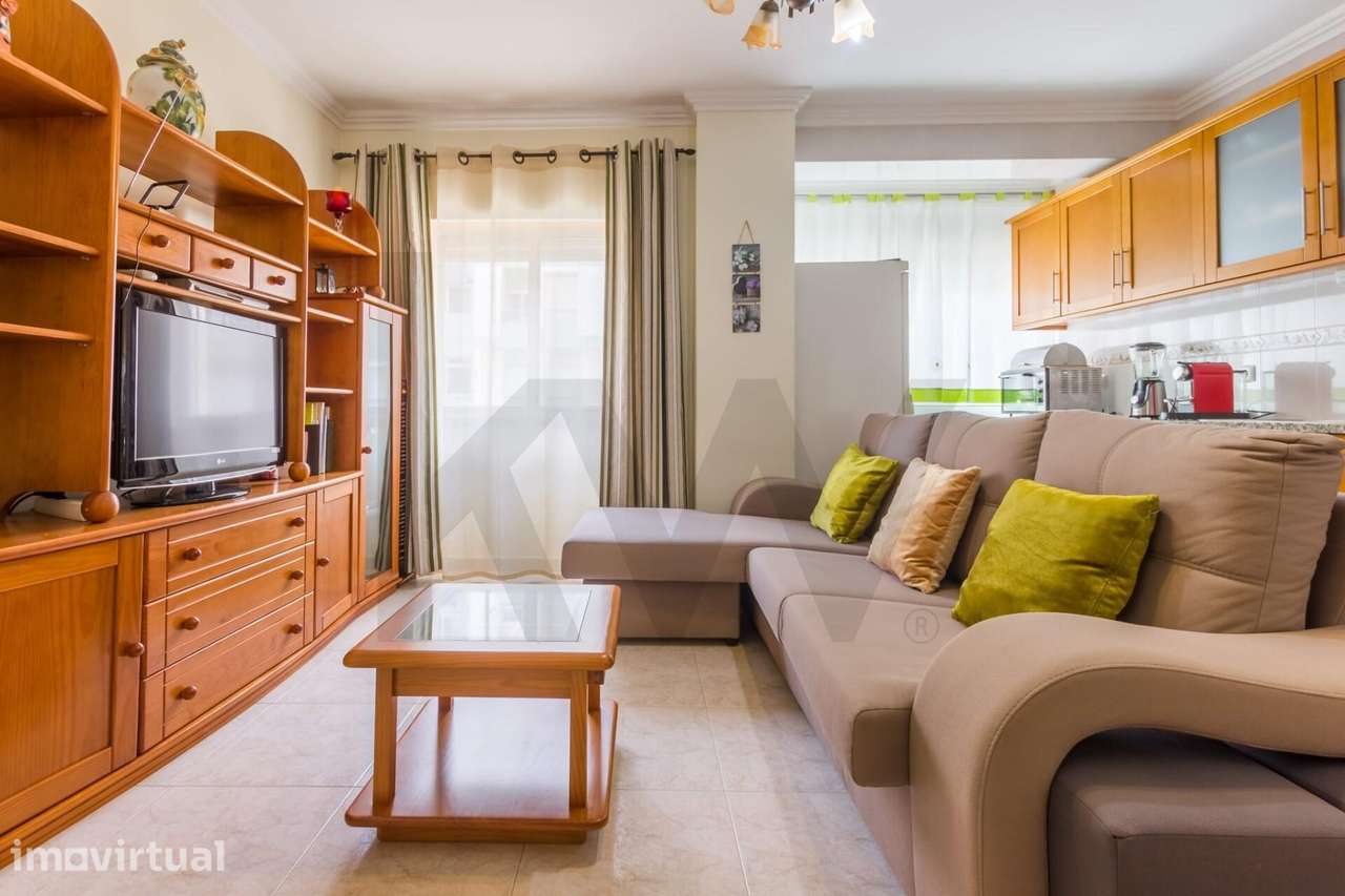 Apartamento T1 com Arrecadação na Moita - Grande imagem: 2/16