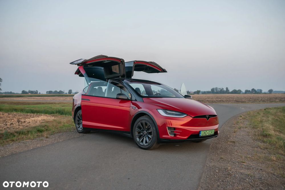 Tesla Model X 90D Allradantrieb - 8