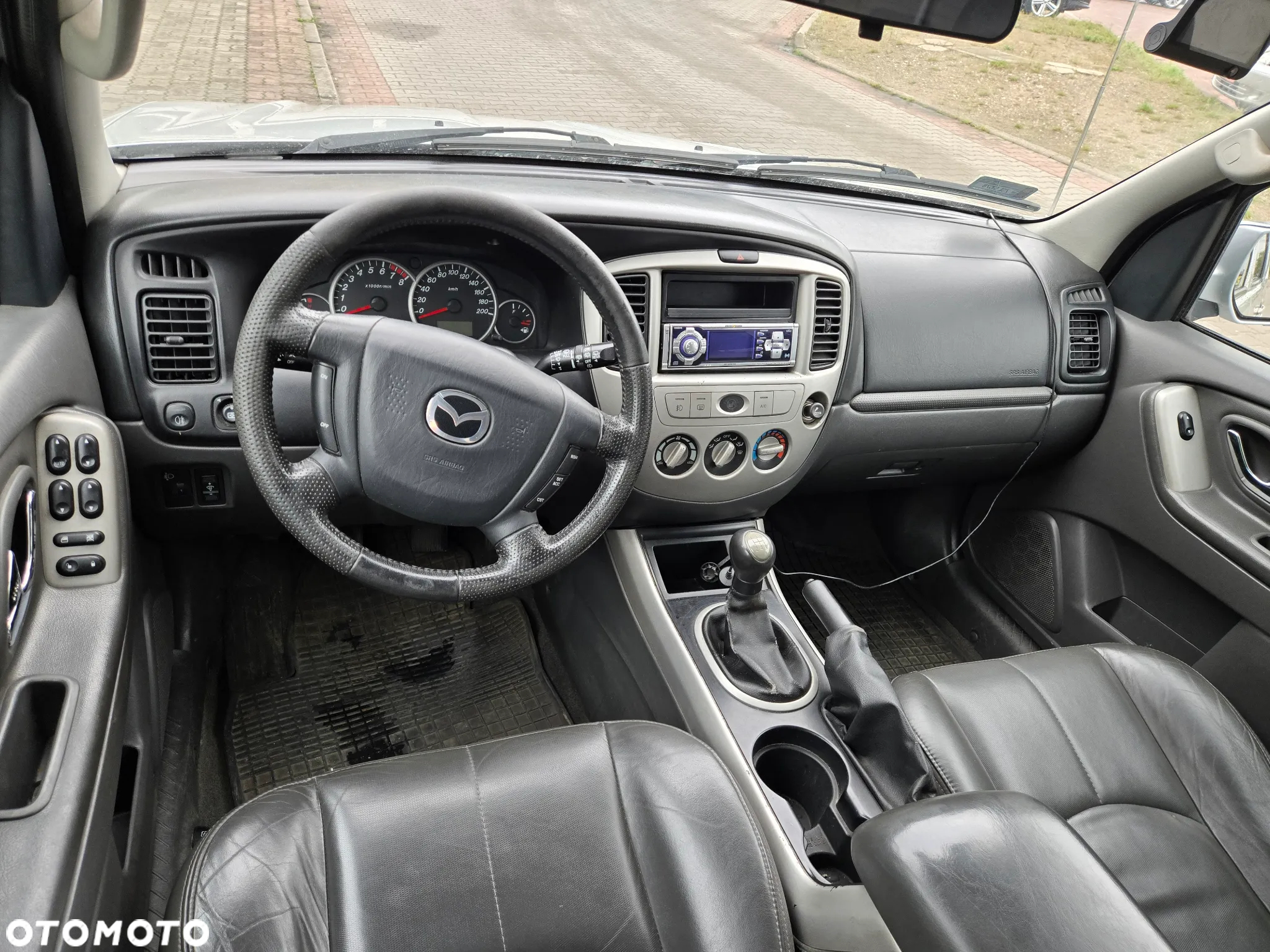 Mazda Tribute 4x4 Adventure Comfort - 5