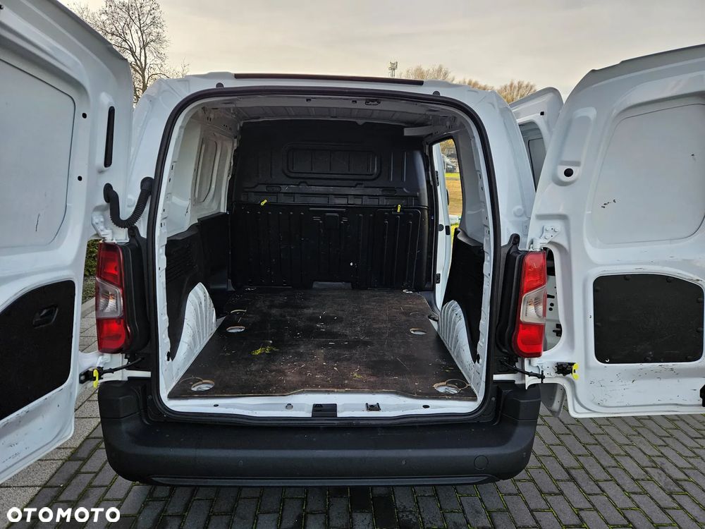 Toyota ProAce City 1.5D-4D 102KM - 19
