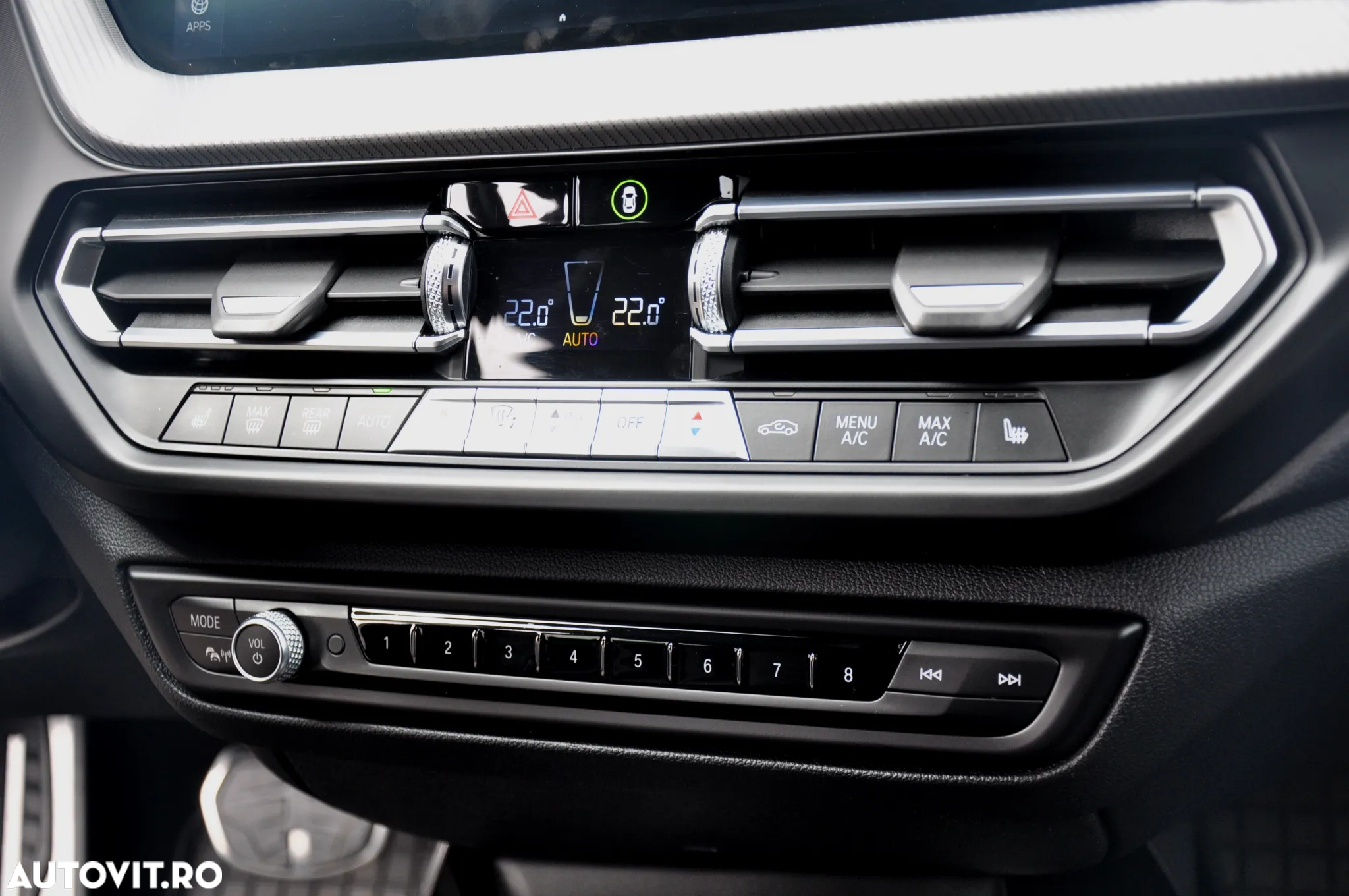 BMW M1 M135i xDrive AT - 17