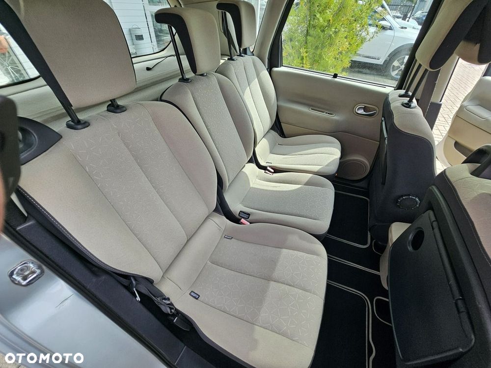 Renault Scenic 1.5 dCi Expression - 12