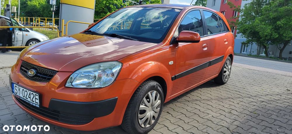 Kia Rio 1.4 / City - 2