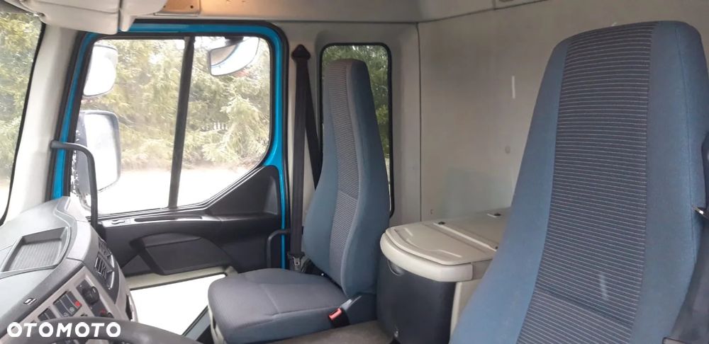 Volvo FL 240 euro5 Super Stan IGŁA tylko 280tyś km kabina sypialna ogrzewany kontener - 12