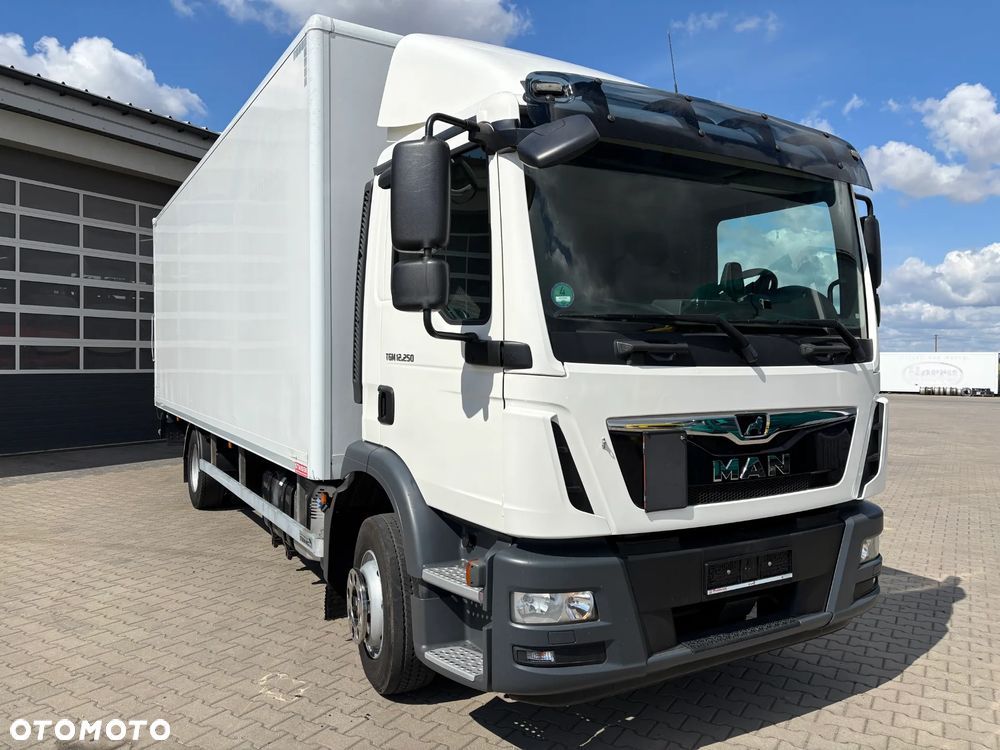 MAN TGM 12.250  kontener , winda , koła 19,5 , (nie TGL) 2019 rok z Niemiec, izoterma, - 8
