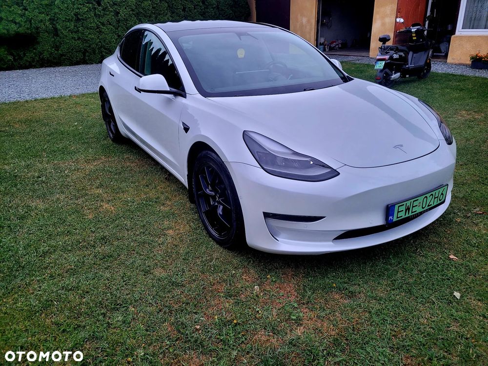 Tesla Model 3 - 27