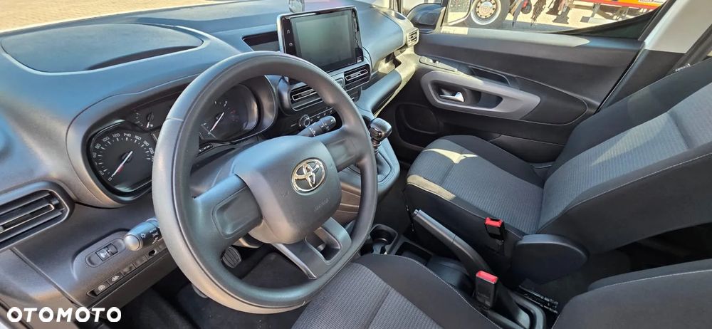Toyota Proace City Verso Long 1.5 D-4D Business - 6