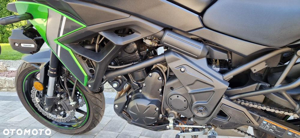 Kawasaki Versys 650 - 22