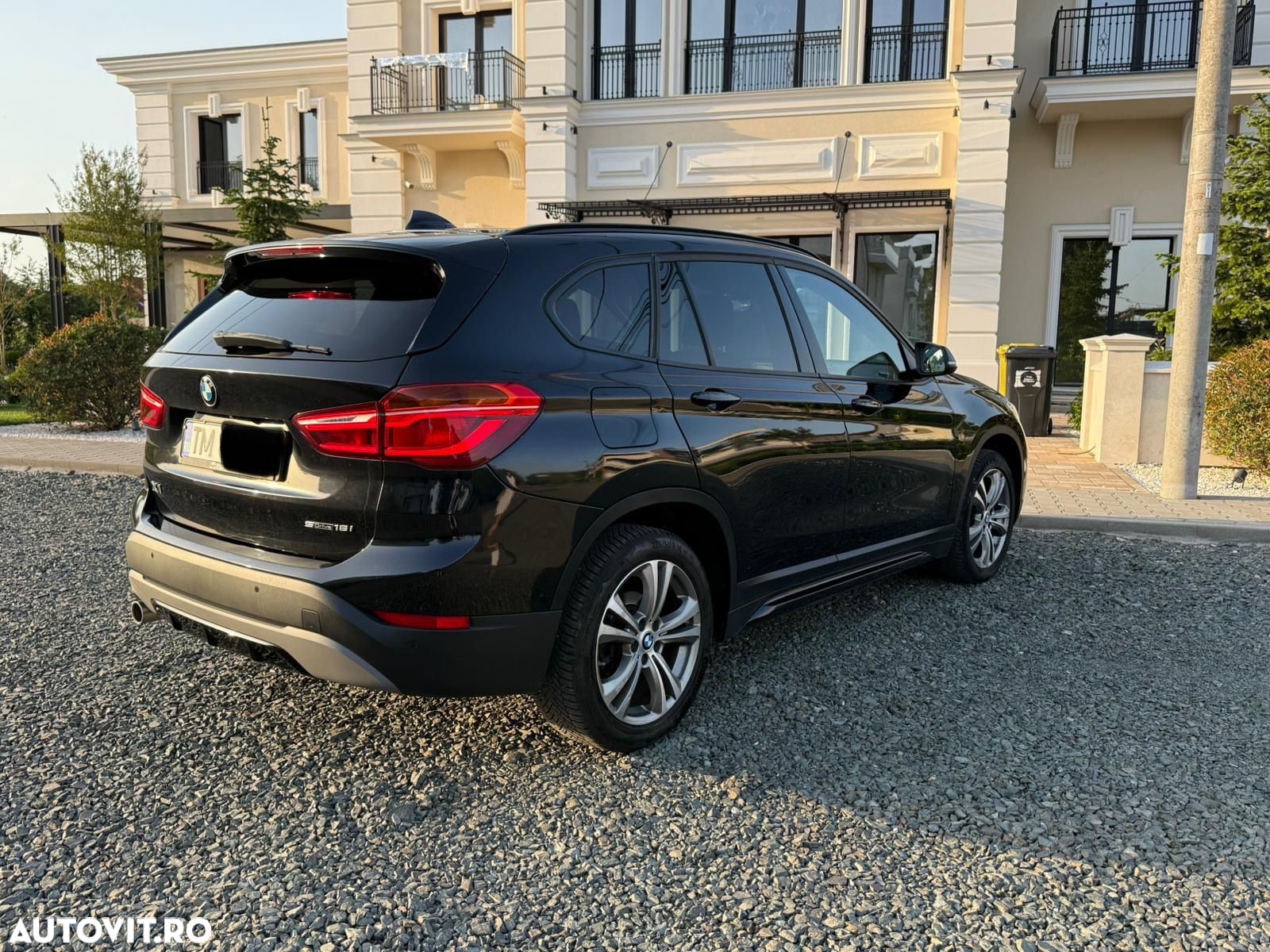 BMW X1 sDrive18i Aut. M Sport - 4