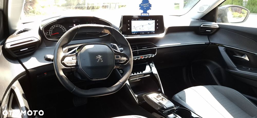 Peugeot 2008 1.5 BlueHDi Allure S&S EAT8 - 20