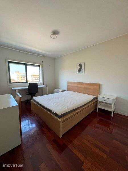T3+1 c/ garagem e arrecadação - Venda Nova, Rio Tinto - Grande imagem: 2/12