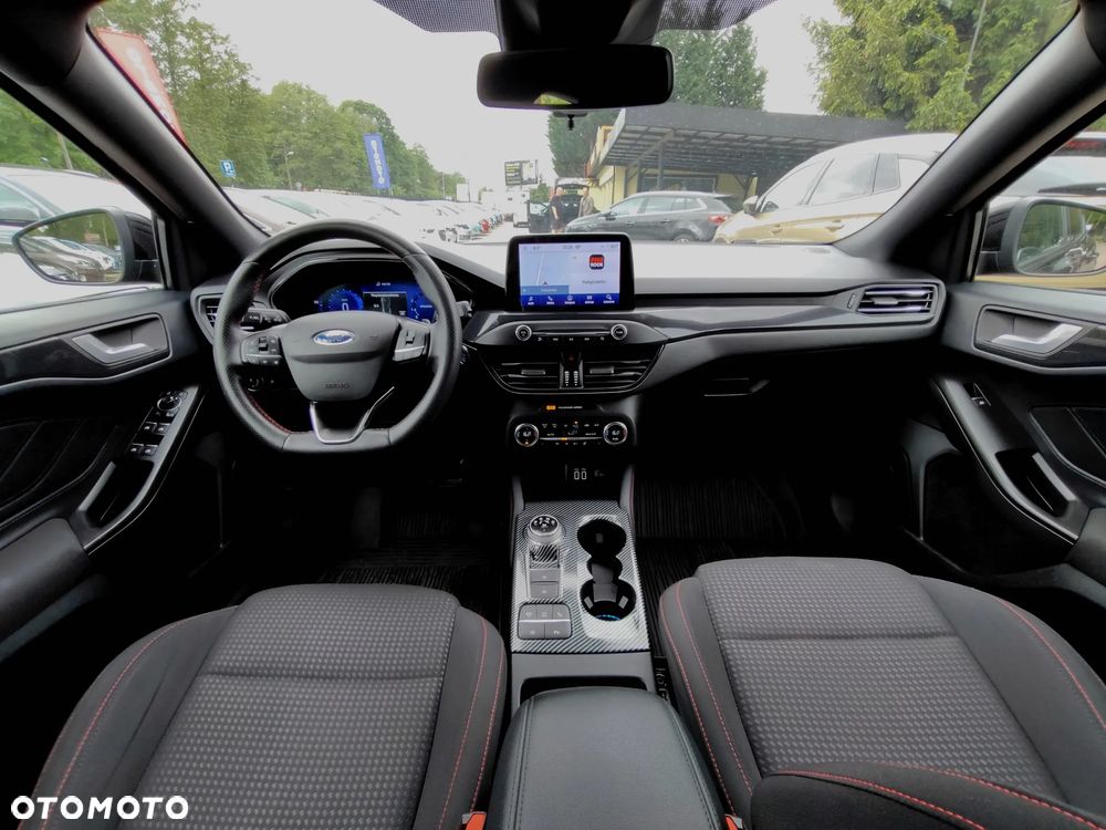 Ford Focus - 11