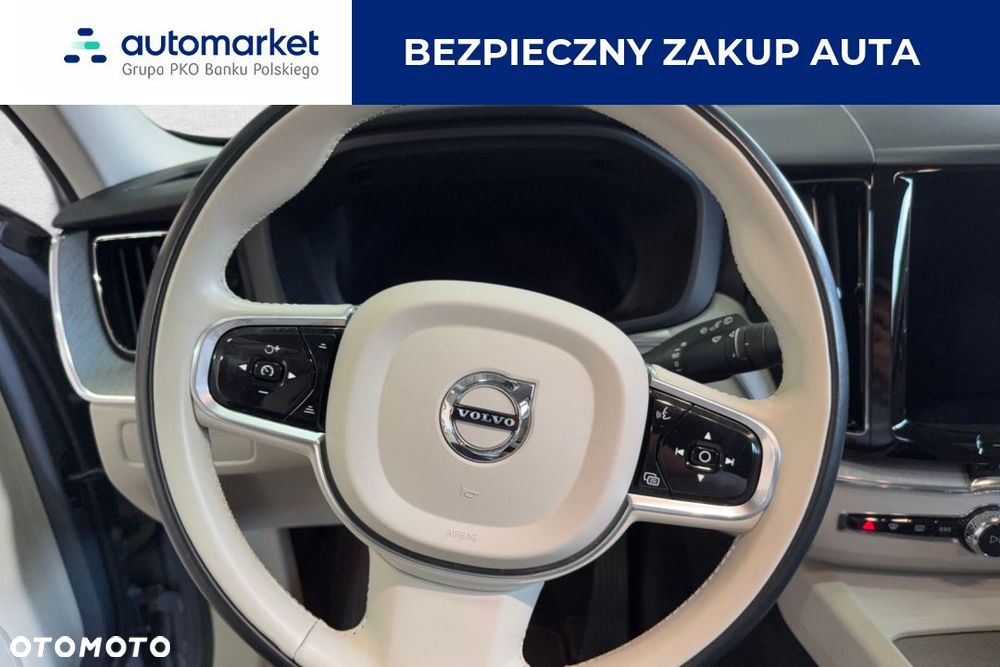 Volvo XC 60 B5 B AWD Plus Bright - 16