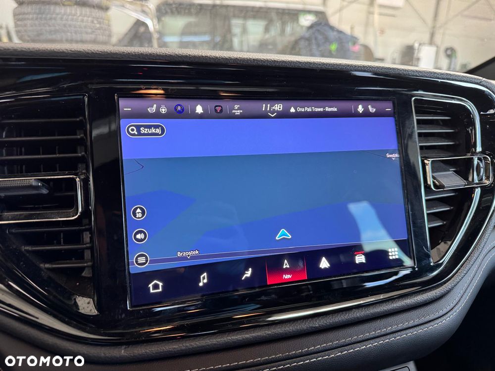 Dodge Durango 6.4 SRT - 11