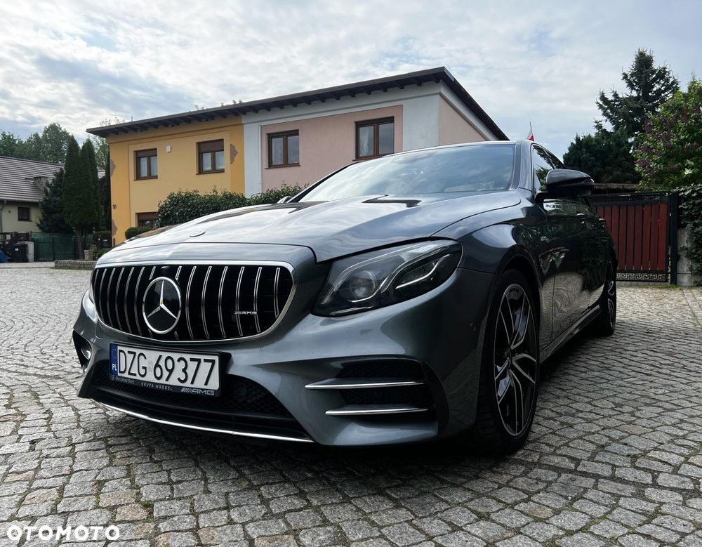 Mercedes-Benz Klasa E AMG 53 4Matic 9G-TRONIC - 3