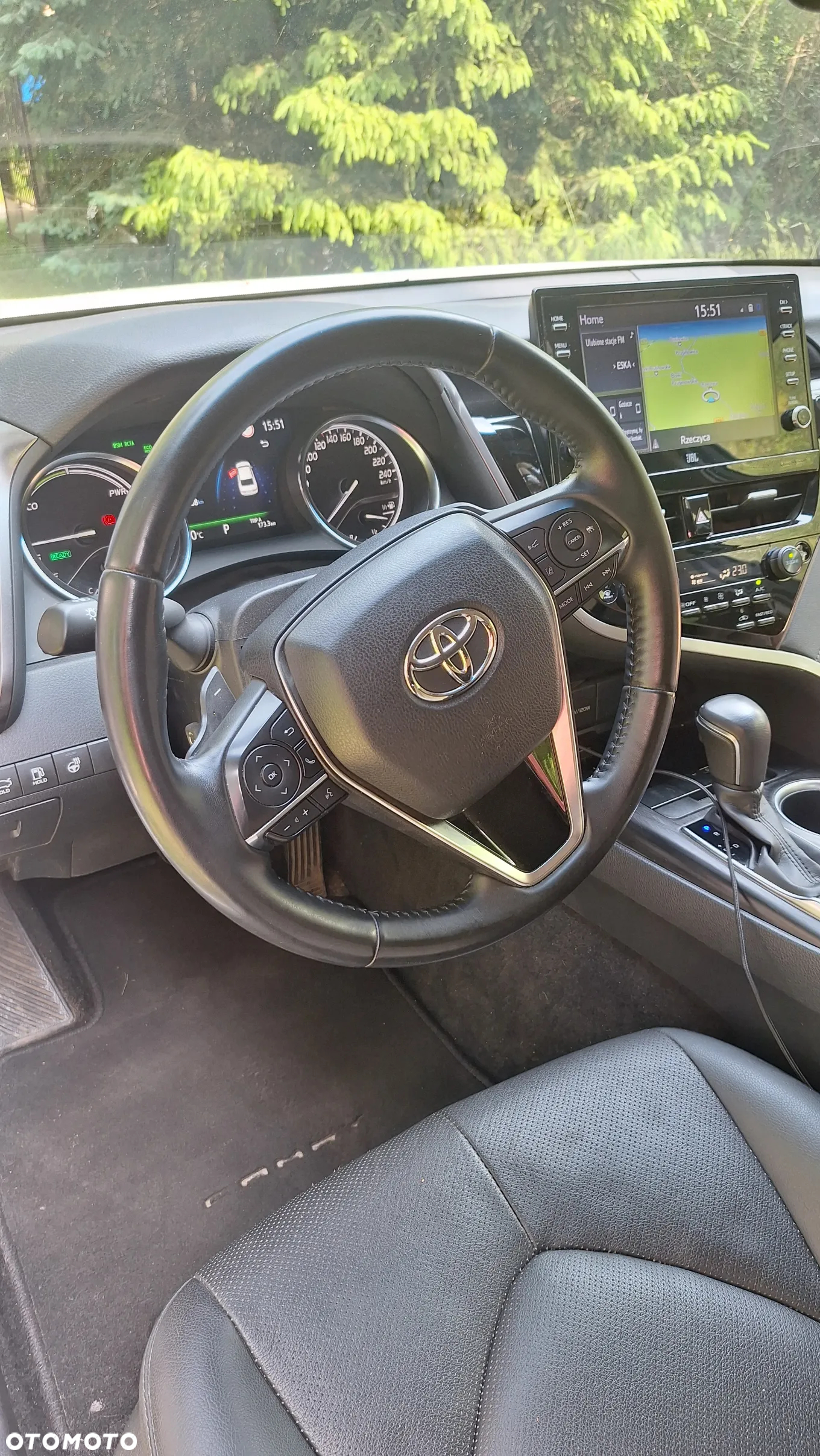 Toyota Camry 2.5 Hybrid Executive CVT - 3