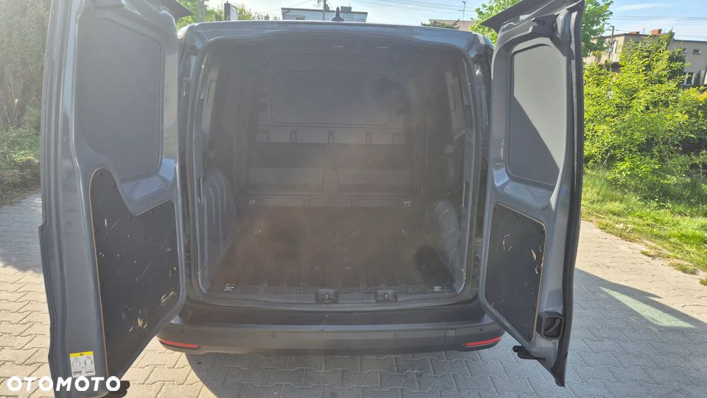 Volkswagen Caddy - 11