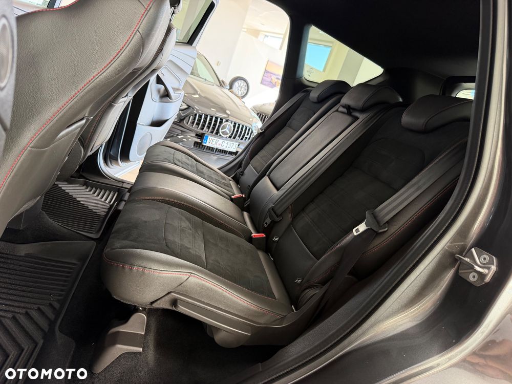 Ford Kuga 2.0 TDCi AWD ST-Line Black - 34