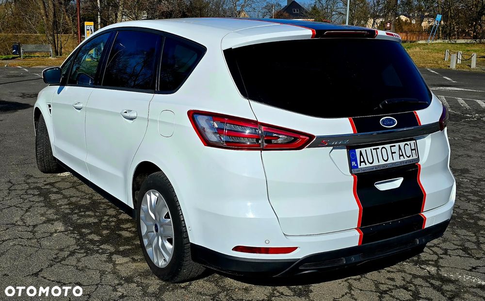 Ford S-Max 2.0 TDCi Titanium PowerShift - 6