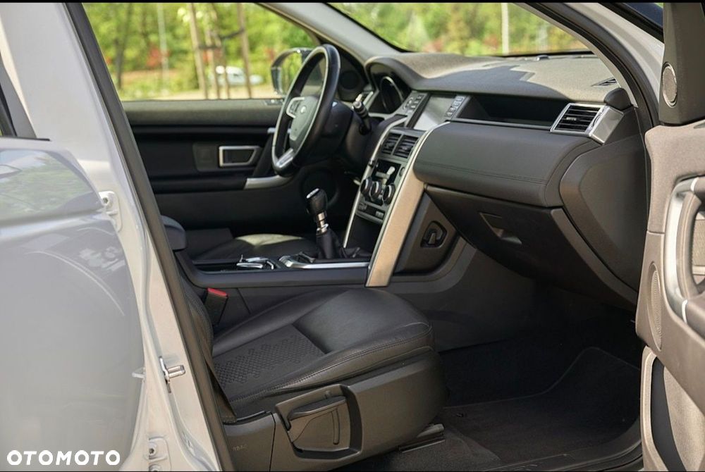 Land Rover Discovery Sport 2.0 eD4 HSE - 4