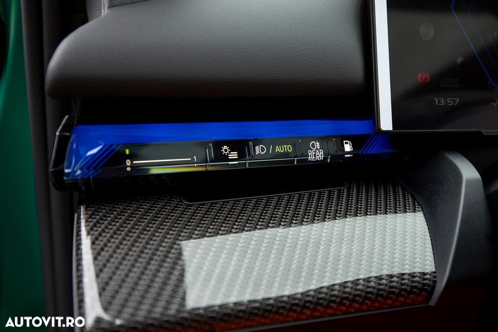 BMW M5 xDrive AT PHEV - 37