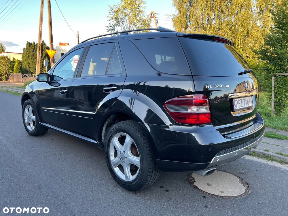 Mercedes-Benz ML 320 CDI 4-Matic - 2