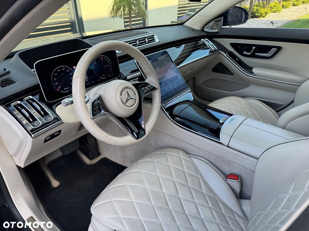 Mercedes-Benz Klasa S 580e 4Matic L 9G-TRONIC - 17
