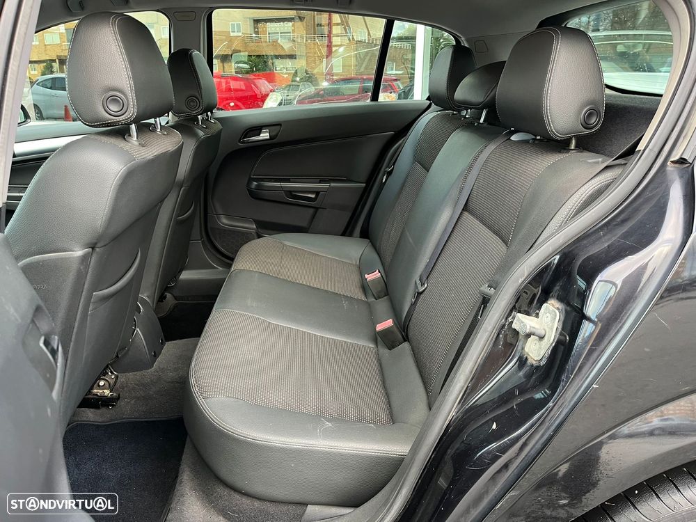 Opel Astra 1.7 CDTI Cosmo - 11