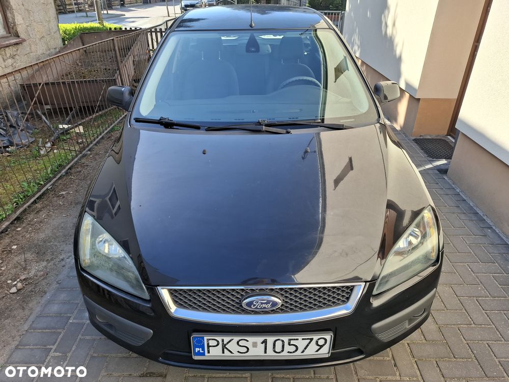 Ford Focus 2.0 16V Titanium - 12