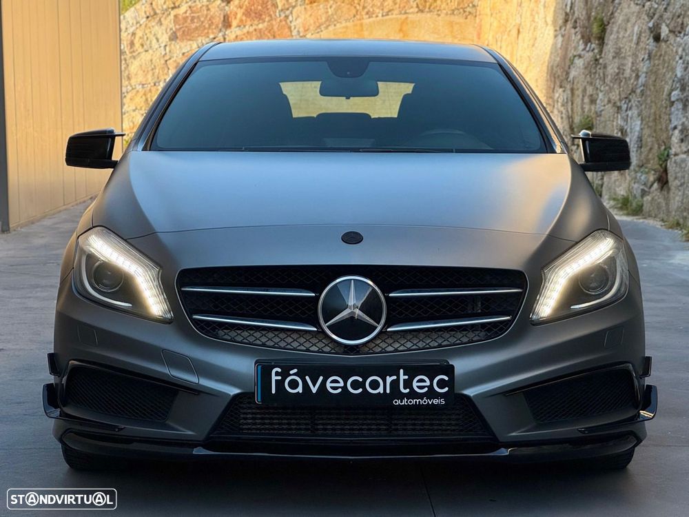 Mercedes-Benz A 180 d AMG Line - 11
